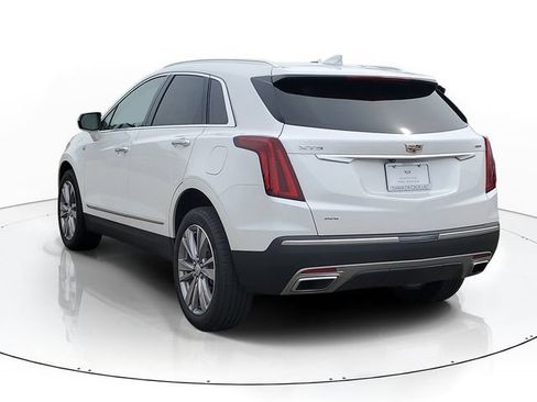 Certified 2024 Cadillac XT5 Premium Luxury w/ LPO, Floor Liner Package AWD/4WD image 4