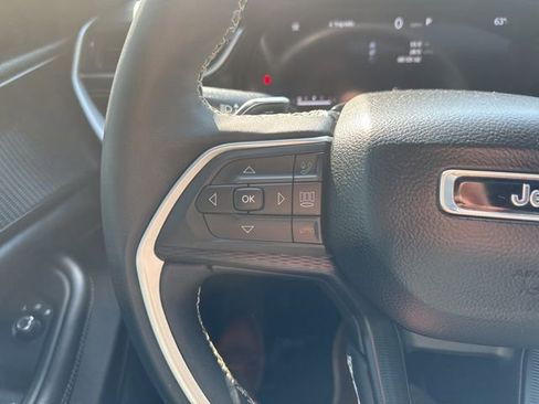 Used 2024 Jeep Grand Cherokee Laredo X w/ Luxury Tech Group I image 24