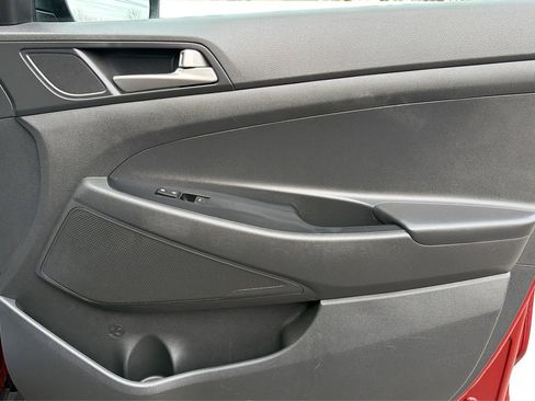 Used 2018 Hyundai Tucson SEL image 21