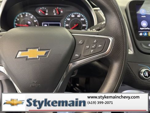 Used 2024 Chevrolet Malibu LT image 40