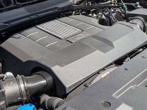 New 2026 Land Rover Defender 90 V8 AWD/4WD image 19