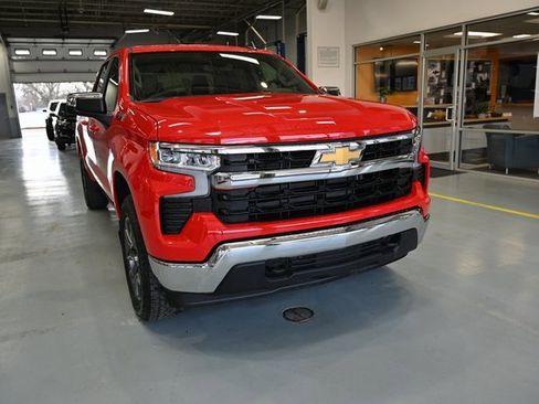 New 2026 Chevrolet Silverado 1500 LT image 3