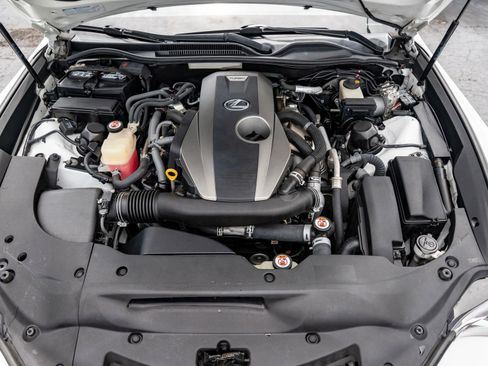 Used 2017 Lexus RC 200t F Sport RWD image 36