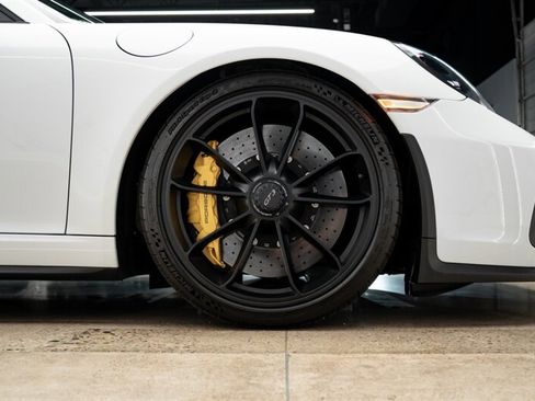 Used 2018 Porsche 911 GT3 RWD image 7