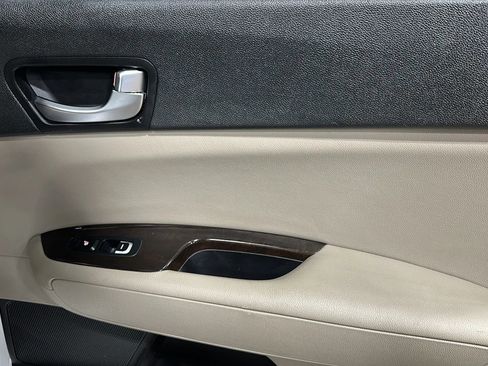 Used 2017 Kia Optima EX w/ Premium Package image 15