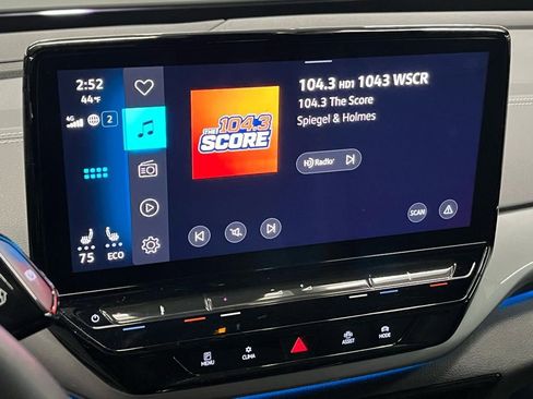 Used 2023 Volkswagen ID.4 Pro S Plus image 29