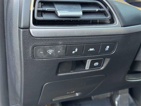 Used 2022 Hyundai Palisade SE image 15