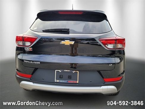 New 2025 Chevrolet TrailBlazer LT w/ Convenience Package image 5