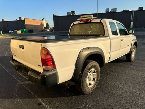 Used 2014 Toyota Tacoma 4x4 Access Cab V6 image 5