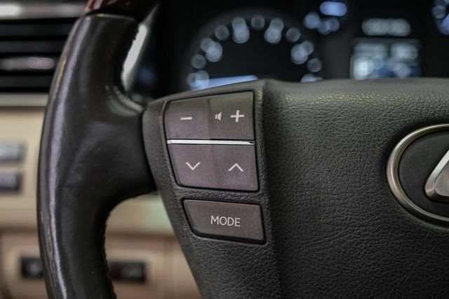 Used 2014 Lexus LX 570 4WD image 20