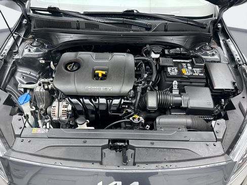 Used 2023 Kia Forte LXS w/ LXS Technology Package FWD image 23