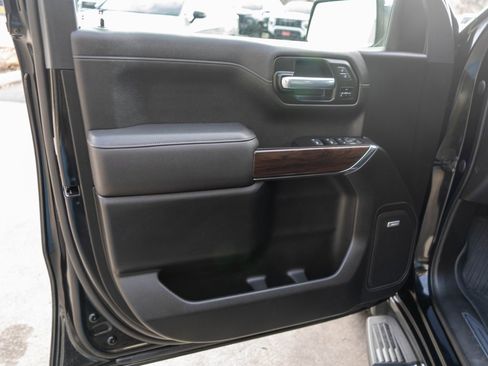 Used 2022 GMC Sierra 1500 SLT w/ SLT Premium Plus Package image 26