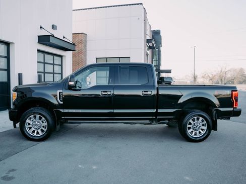 Used 2018 Ford F350 Limited w/ FX4 4x4 Off Road Package image 8