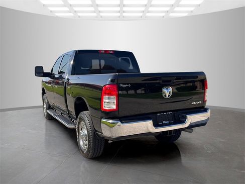 Used 2024 RAM 2500 Tradesman w/ Chrome Appearance Group image 7