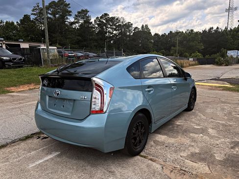 Used 2015 Toyota Prius Two FWD image 5