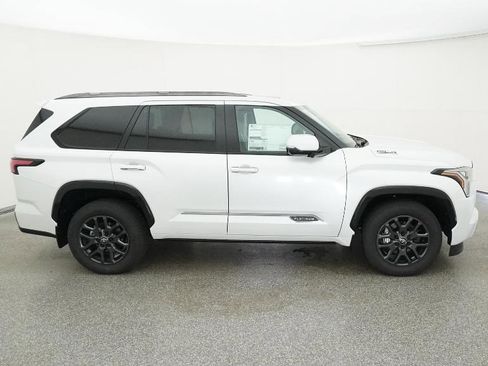 New 2026 Toyota Sequoia Platinum image 26