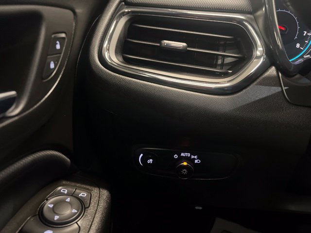 Used 2023 Chevrolet Equinox RS AWD/4WD image 18