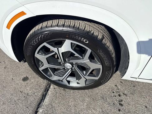 Used 2022 Hyundai Palisade Calligraphy image 12