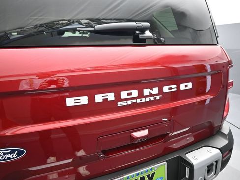 New 2026 Ford Bronco Sport Outer Banks w/ Sasquatch Outer Banks Package AWD/4WD image 2