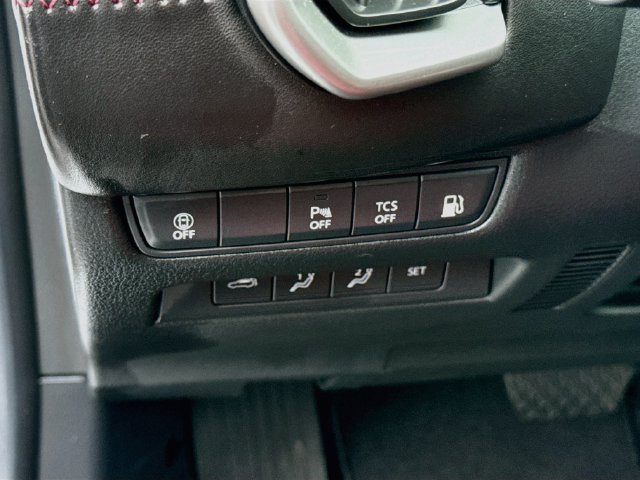 Certified 2026 MAZDA CX-50 AWD 2.5 Hybrid w/ Premium Pkg image 13