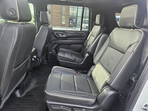 Certified 2023 GMC Yukon XL SLT image 19