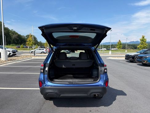 New 2026 Subaru Forester Premium AWD/4WD image 9