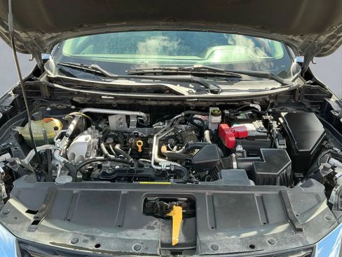 Used 2021 Nissan Rogue S image 21