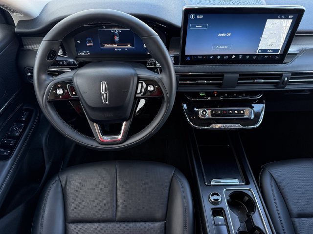 Used 2023 Lincoln Corsair FWD w/ Equipment Group 101A image 10