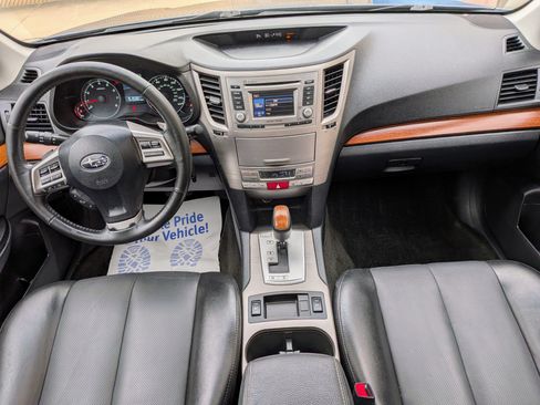Used 2013 Subaru Outback 2.5i Limited AWD/4WD image 11