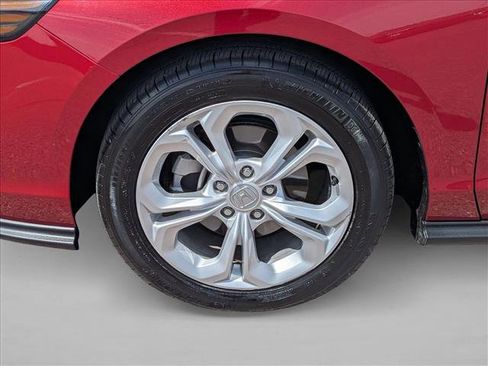 Used 2025 Honda Accord LX image 15