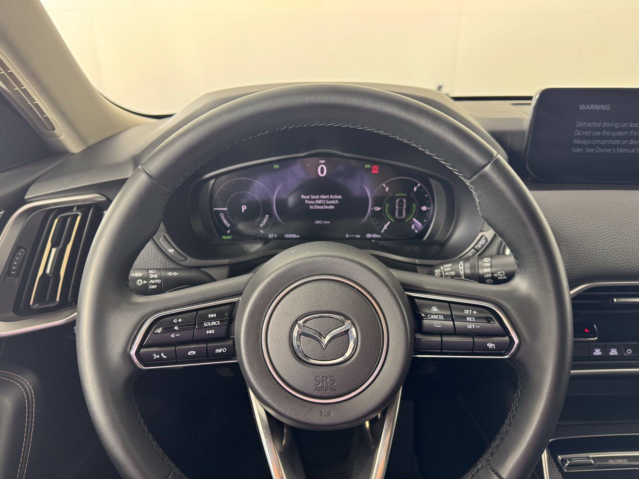 Used 2024 MAZDA CX-90 Plug-In Hybrid w/ Preferred AWD/4WD image 12