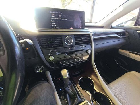 Used 2020 Lexus RX 350L Premium w/ Premium Package AWD/4WD image 8