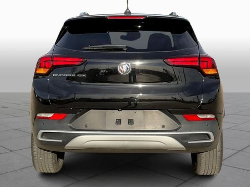 Certified 2022 Buick Encore GX Select w/ Advanced Technology Package image 5