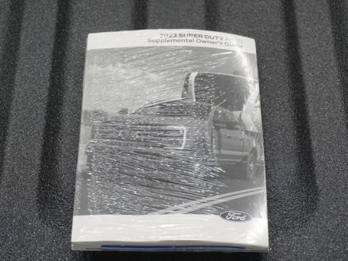 Used 2023 Ford F250 4x4 Crew Cab Super Duty image 22