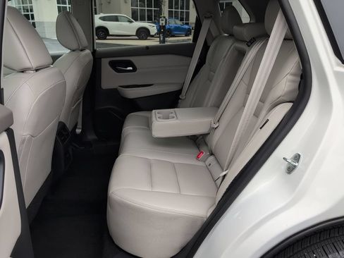 Used 2023 Nissan Rogue SL w/ SL Premium Package AWD/4WD image 34