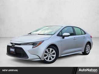 Used 2020 Toyota Corolla LE video 1
