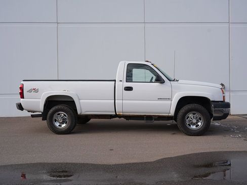 Used 2006 Chevrolet Silverado 2500 LT image 2