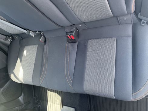 Used 2023 Subaru Crosstrek 2.0i Premium image 10