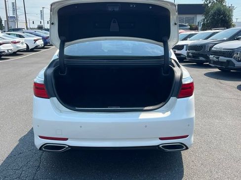 Used 2016 Kia K900 Luxury RWD image 8
