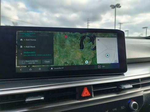 Certified 2024 Kia Sorento S image 23