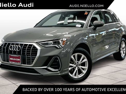 Used 2023 Audi Q3 2.0T Premium w/ Convenience Package image 1