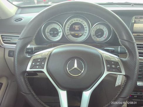 Used 2014 Mercedes-Benz E 350 4MATIC Sedan image 11