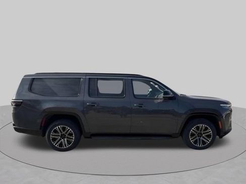 New 2026 Jeep Grand Wagoneer L 4WD w/ Premium Group I image 12