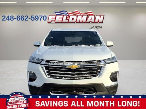 Used 2023 Chevrolet Traverse LT image 9