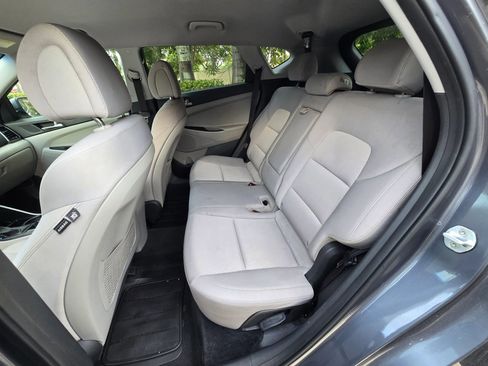 Used 2018 Hyundai Tucson SEL image 10
