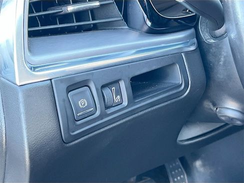 Used 2019 Cadillac XT5 Luxury image 10