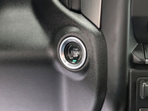 Used 2020 Chevrolet Silverado 1500 LT Trail Boss image 19