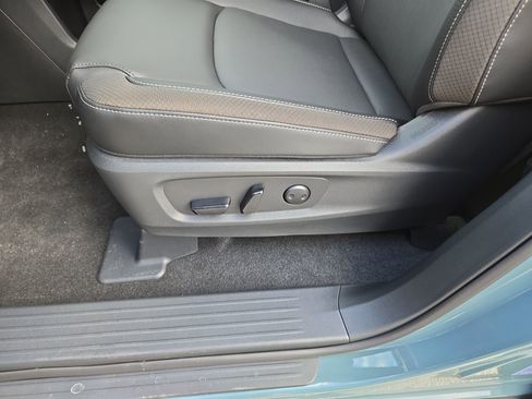 New 2026 Nissan Pathfinder SL w/ SL Premium Package image 32