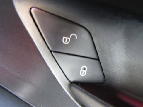 Used 2019 Mercedes-Benz Metris image 17