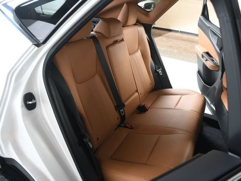 Used 2025 Lexus NX 250 FWD w/ Towing Package (2000 Lbs) image 54